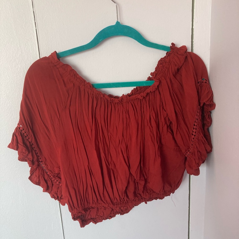 Cropped flowy off the shoulders shirt